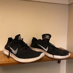 Nike Free Run Flyknit in Black - Men's Size 12